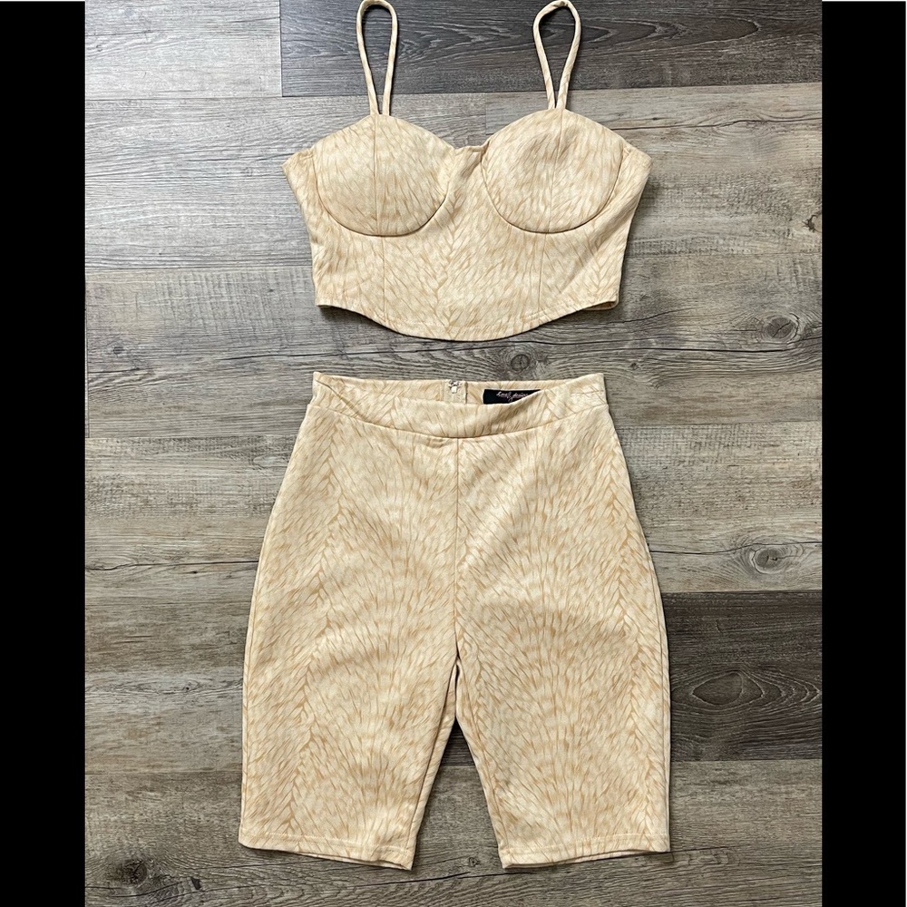 Women’s Love by Design Bustier Tank and Biker Set Sz M Tan color